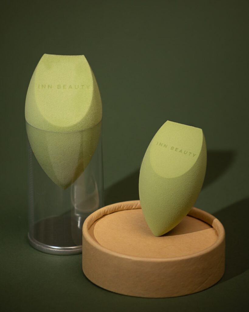 a yellow and white hat